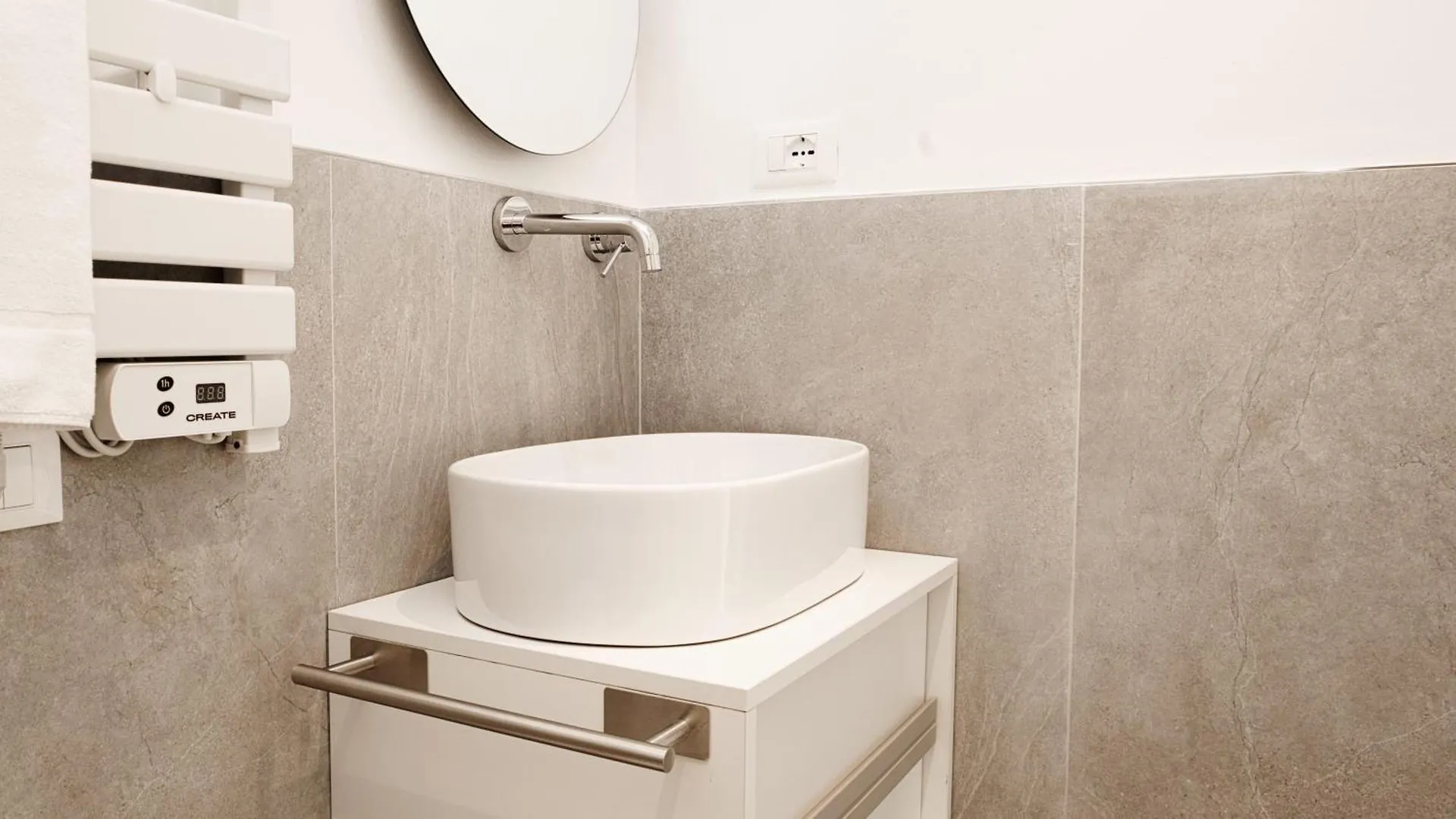 Apartment Ideal Rent - Sirtori 10 Milan Italy