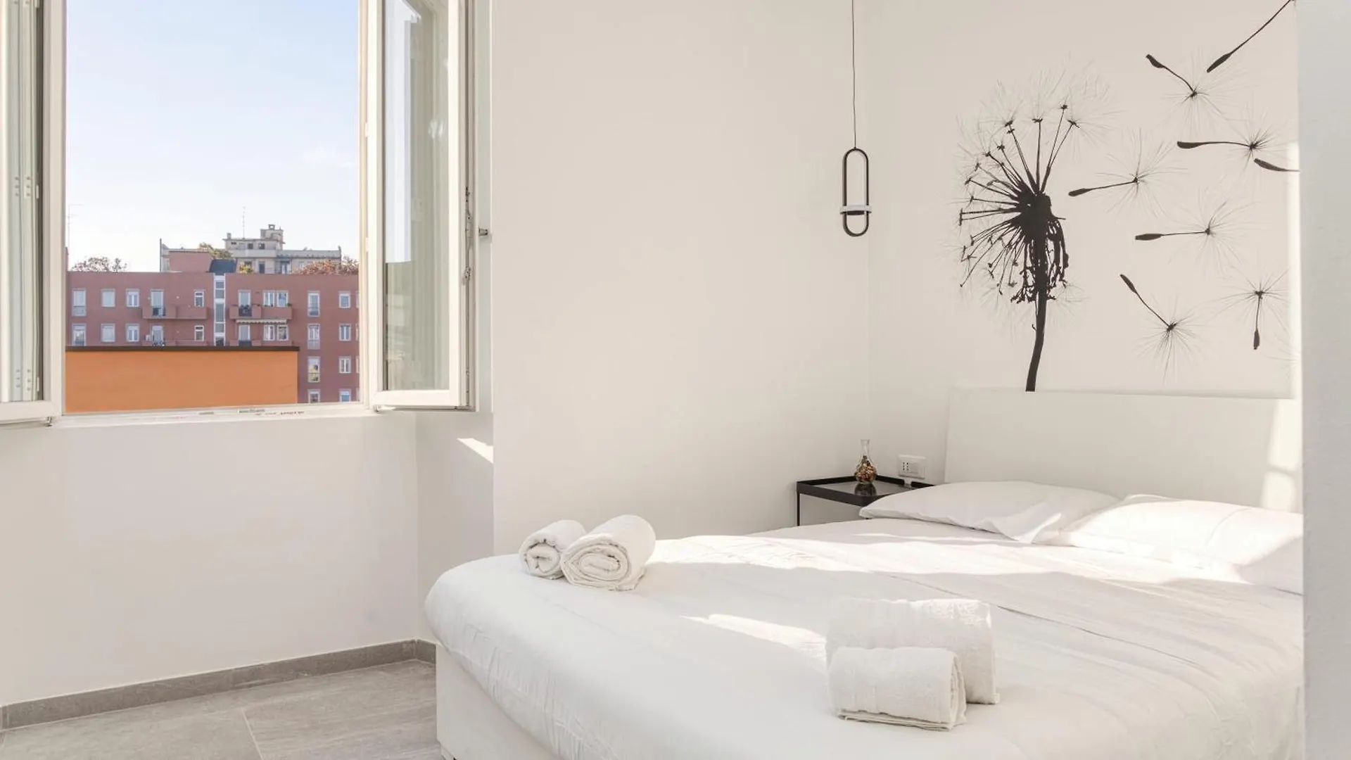 Ideal Rent - Sirtori 10 Milan 0*,  Italy