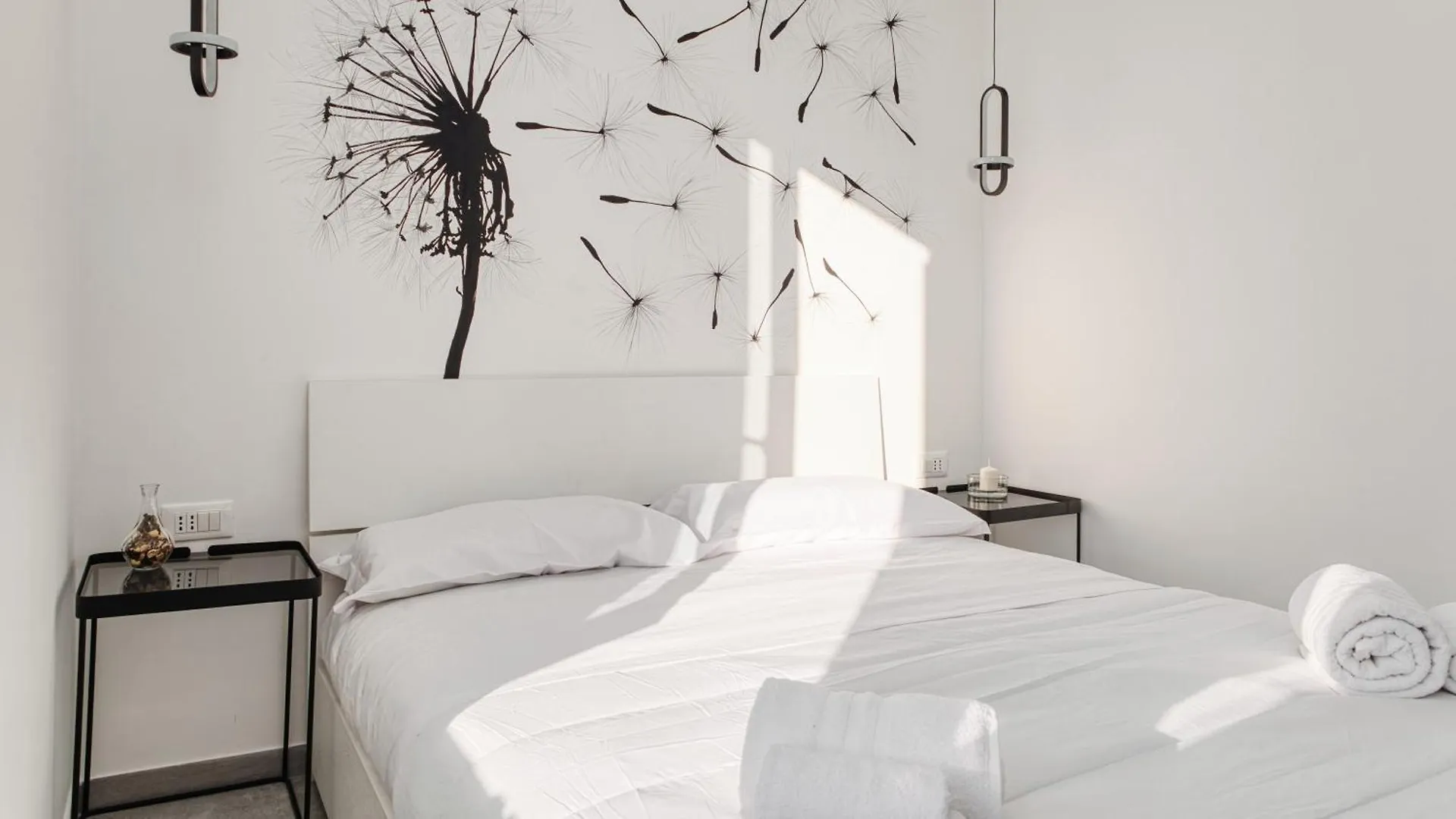 Ideal Rent - Sirtori 10 Milan