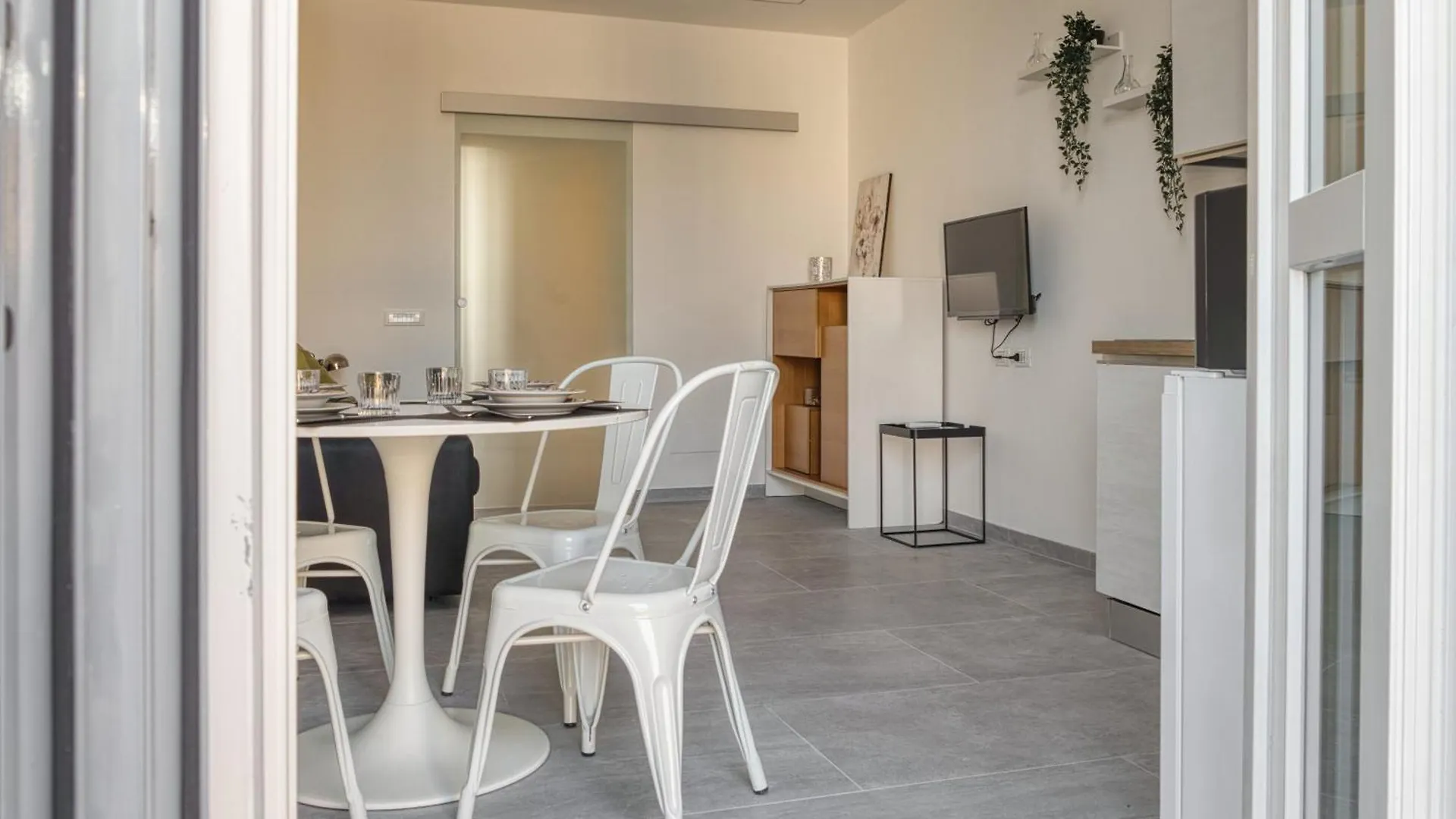 Ideal Rent - Sirtori 10 Milan Apartment